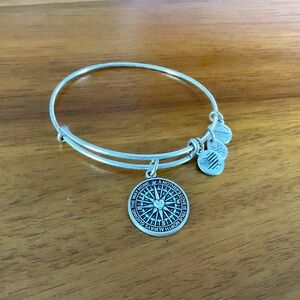 Alex and Ani bracelt